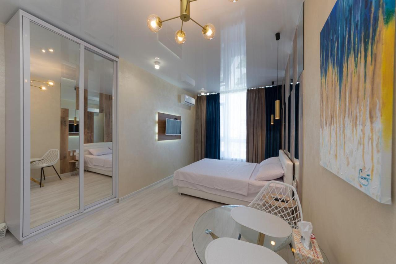 Studio On A Residential Complex French Quarter 2 Kiev Exteriör bild